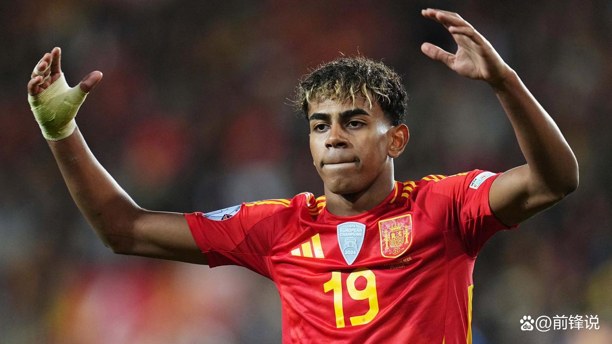 九游APP莱万多夫斯基连续七场比赛得分超过持续失利，美国队不断突破！全场沸腾不已的简单介绍