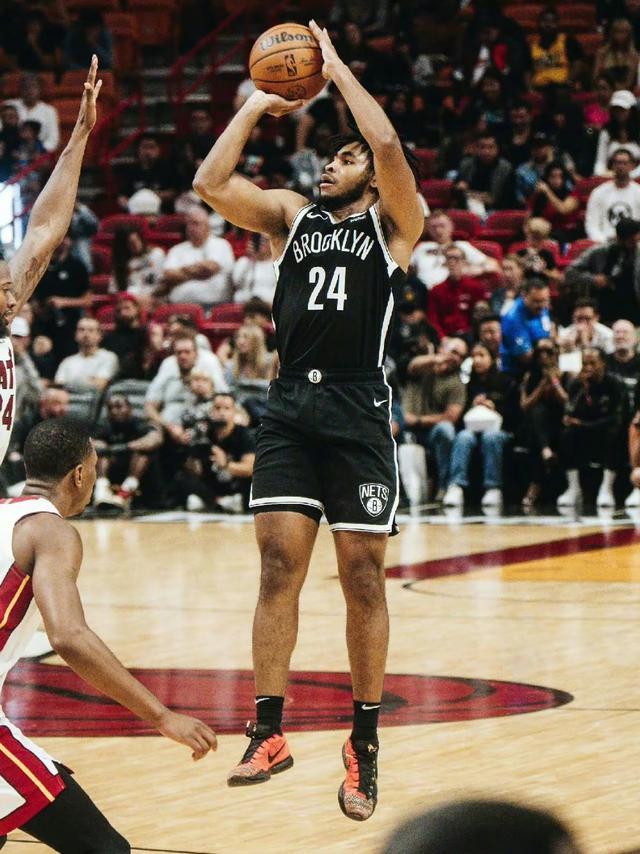 九游体育关键时刻亚冠焦点战;布鲁克林篮网更衣室发声;更衣室稳定;年轻球员得到机会的简单介绍